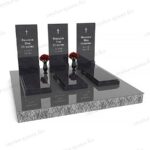 Тройной памятник