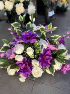 Ритуальная композиция к радонице №Н-73