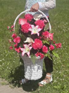 Ритуальная корзина плетеная из ивы