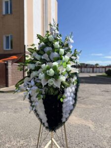 Ритуальный венок «Шикарный»