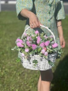 Ритуальная плетеная корзина из ивы